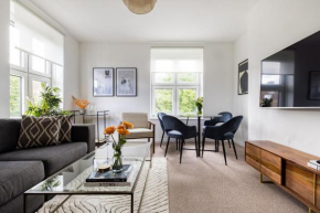 The Vauxhall Bolthole - Elegant and Bright 2BDR Flat